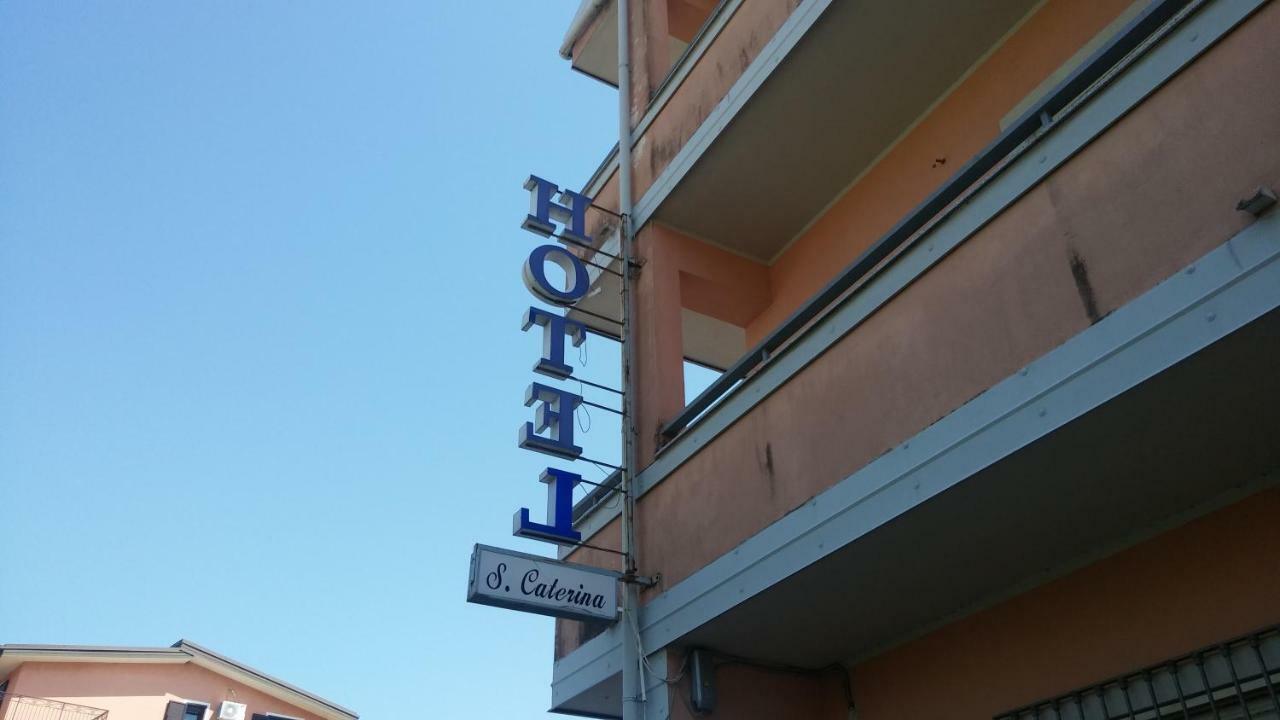 Hotel Santa Caterina Gizzeria Buitenkant foto