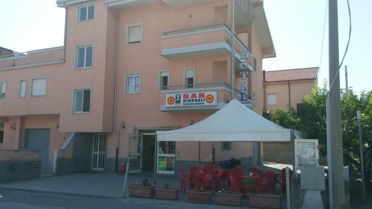 Hotel Santa Caterina Gizzeria Buitenkant foto