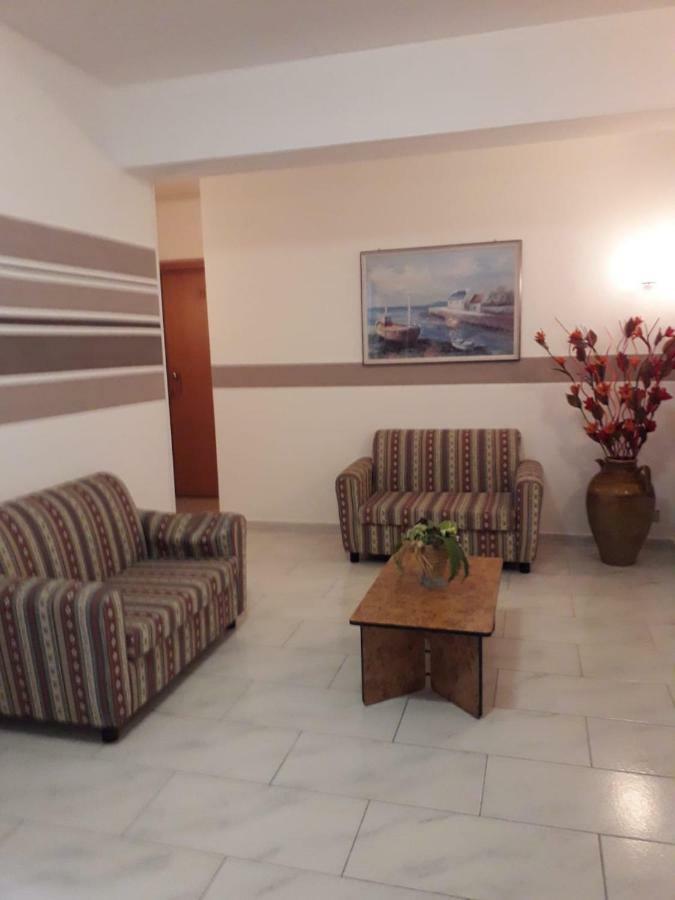Hotel Santa Caterina Gizzeria Buitenkant foto